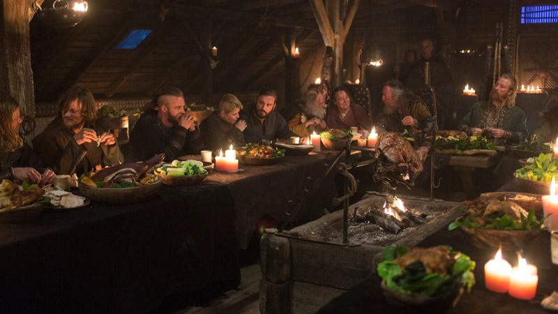 communal dining in Viking culture