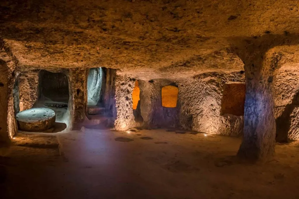 The Unusual Underground City of Derinkuyu in Turkey - Natural Wonders